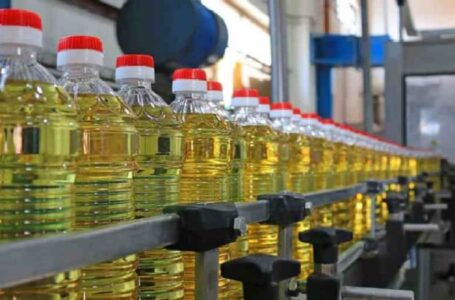Cooking oil price down Rs 8 to 12 per litre