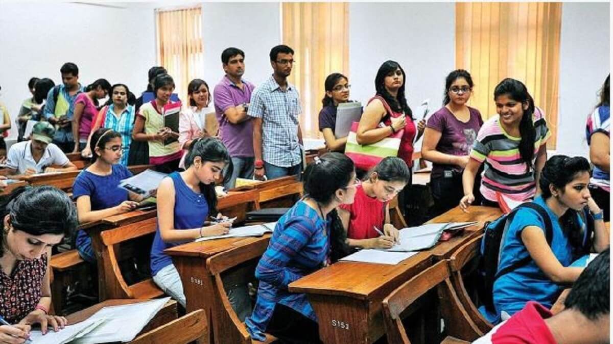 Karnataka Teachers, Lecturers Recruitment: Govt increased age limit