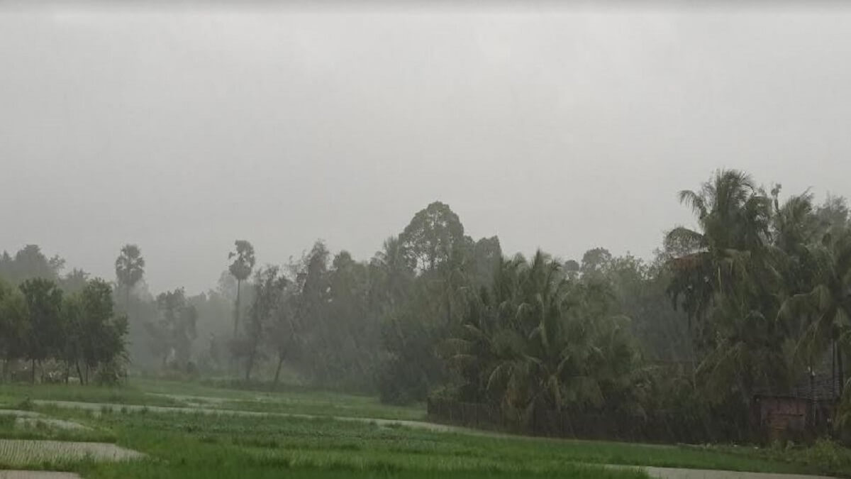 Mansoon in Karnataka: Heavy Rainfall alert in these districts