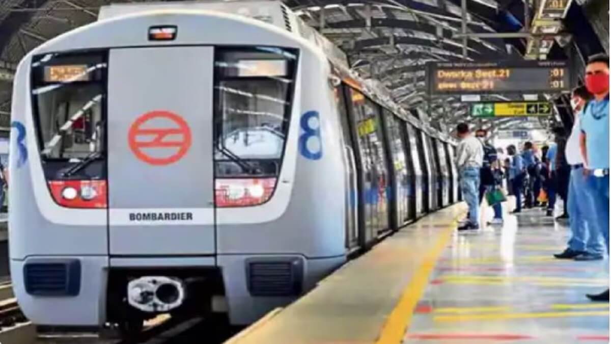 DMRC Liquor Rules: Now you can carry alcohol bottles in Metro