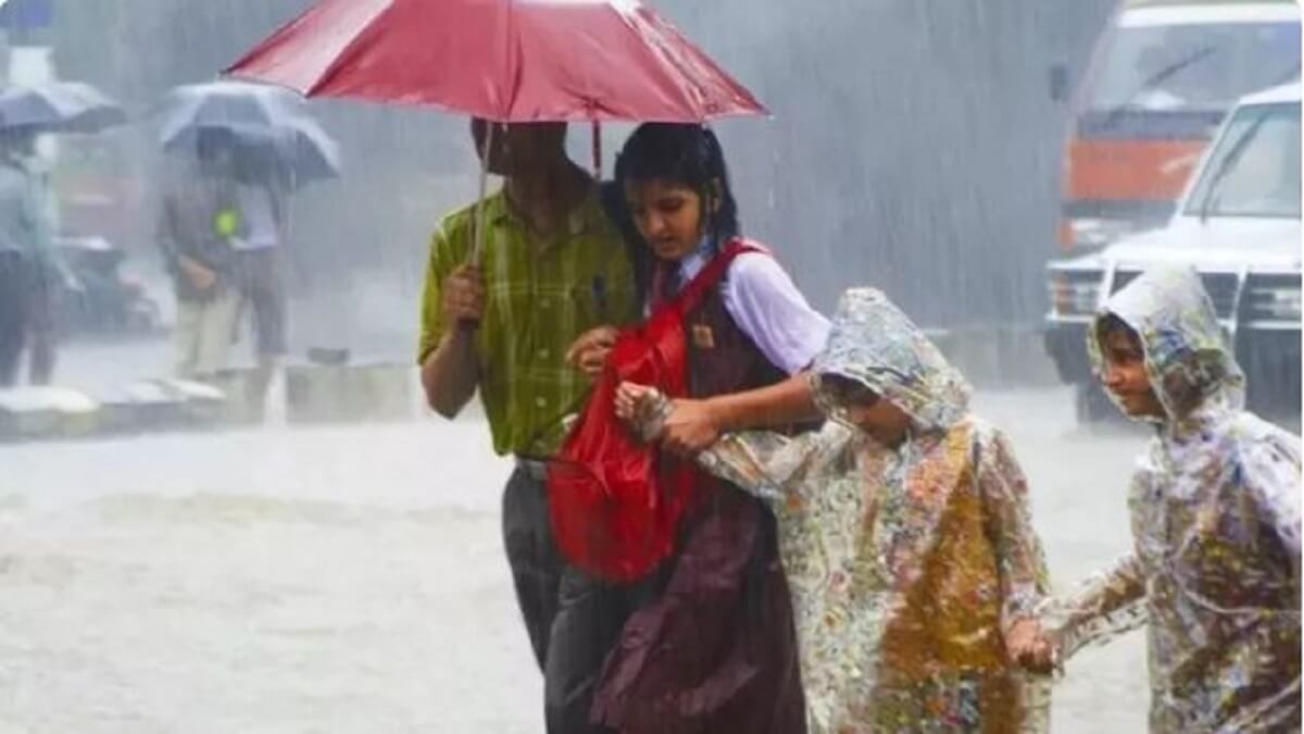 Heavy Rainfall Alert: Declared Schools holiday for July 28 in this state