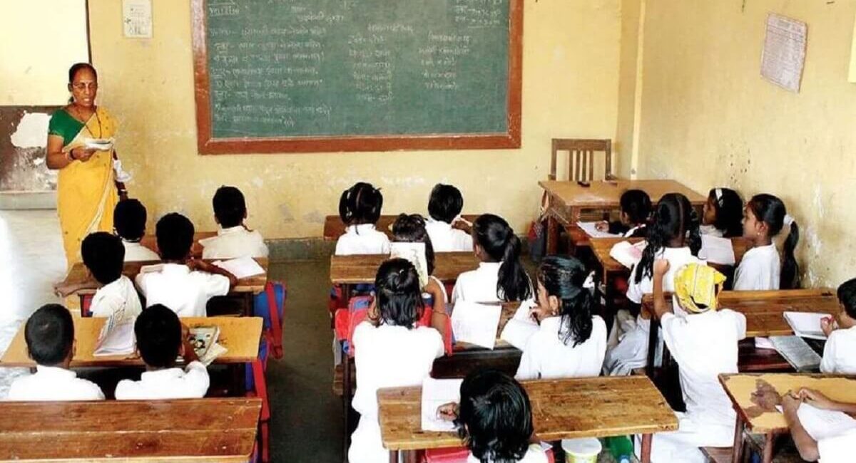 Karnataka: 1300 schools closed in state by August 14