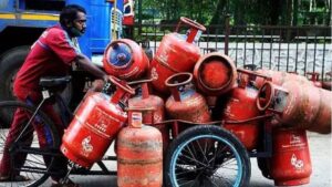 LPG Cylinder Price Increased by Rs 209: New Rate Effected from Today