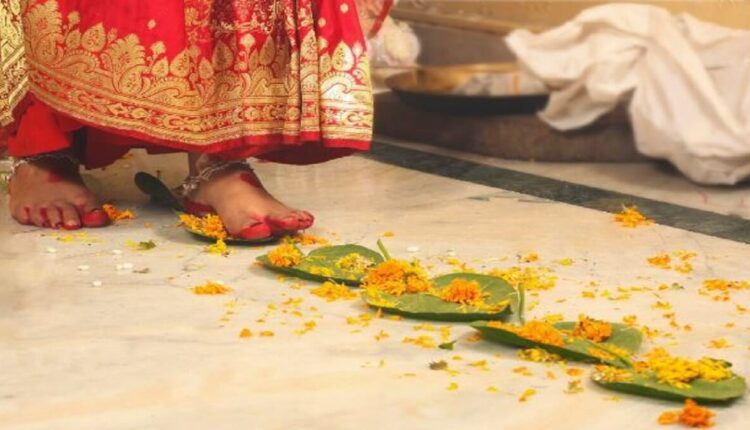 Hindu marriage not valid without Saptapadi: High Court orders