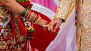 Hindu marriage not valid without Saptapadi: High Court orders