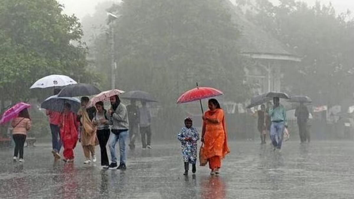 Heavy Rainfall Alert In Karnataka for next 5 days: Issued Yellow Alert
