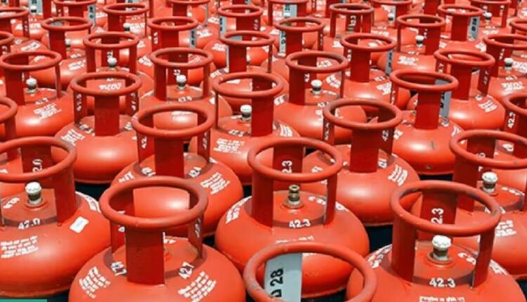 LPG Gas Cylinder Price down Rs 39.50 today: Check New Rates