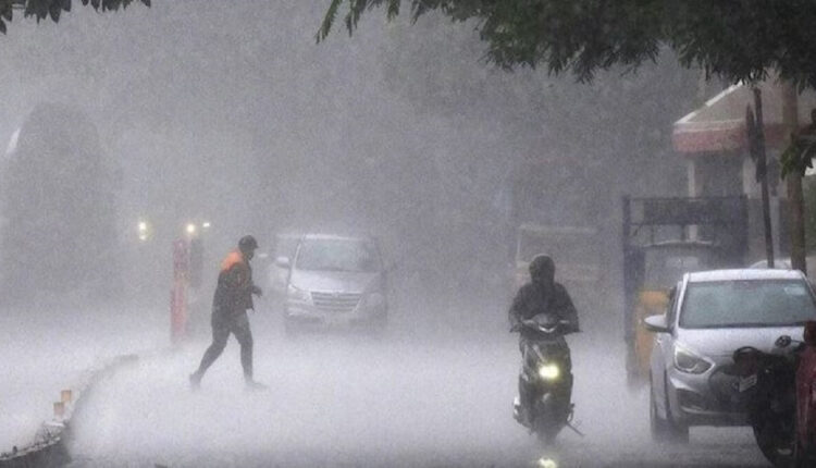 IMD Issued Heavy Rainfall Alert for next 5 days in 10 states from today
