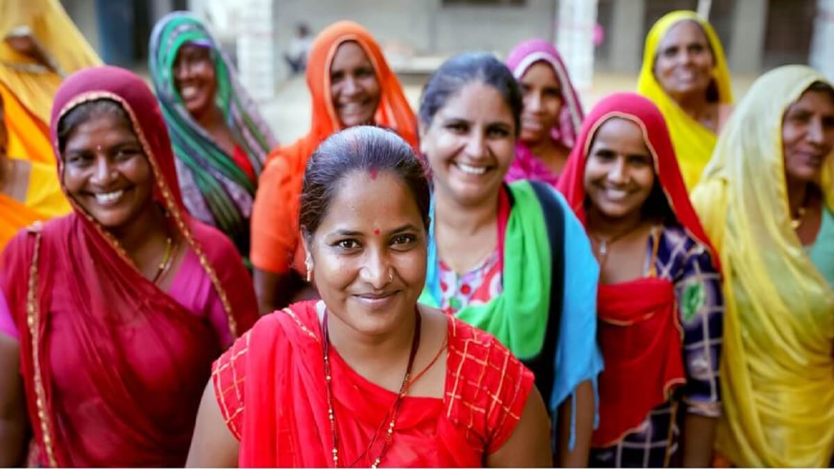 Rs 1000 for all women above 18 years monthly: Government new announcement