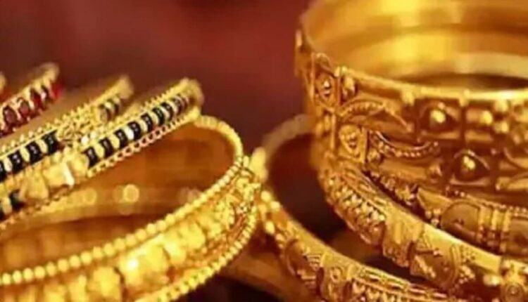 Gold price drop in India today: Best time to buy gold