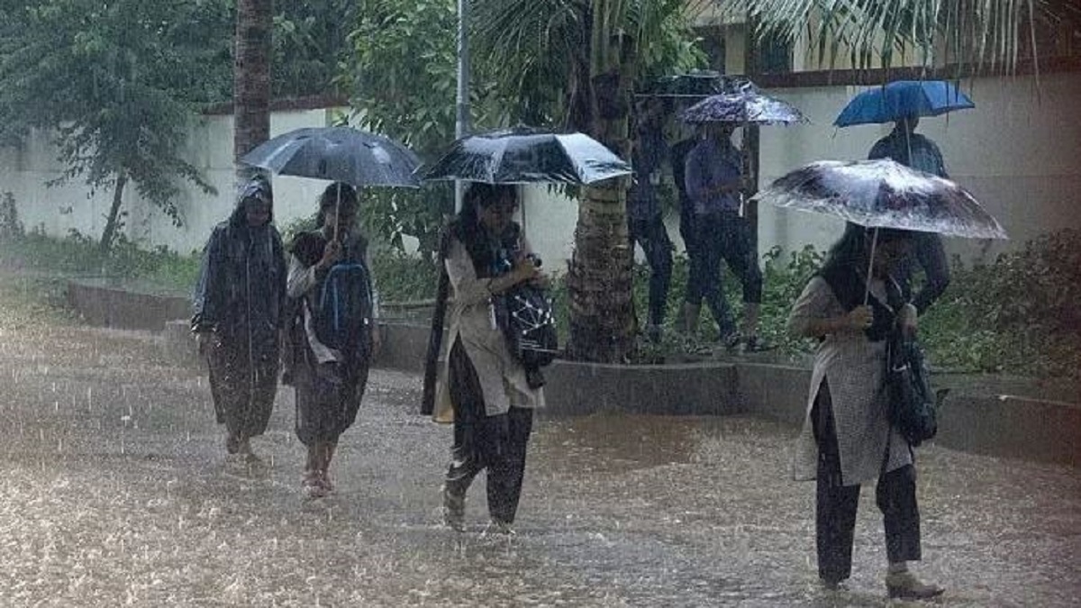 Heavy Rainfall Alert in these states including Karnataka till September 5