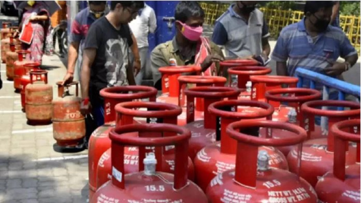 LPG Price hike by Rs 6 per cylinder: Know new rate your city