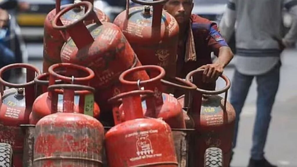 August 1: Important financial rules change from tomorrow