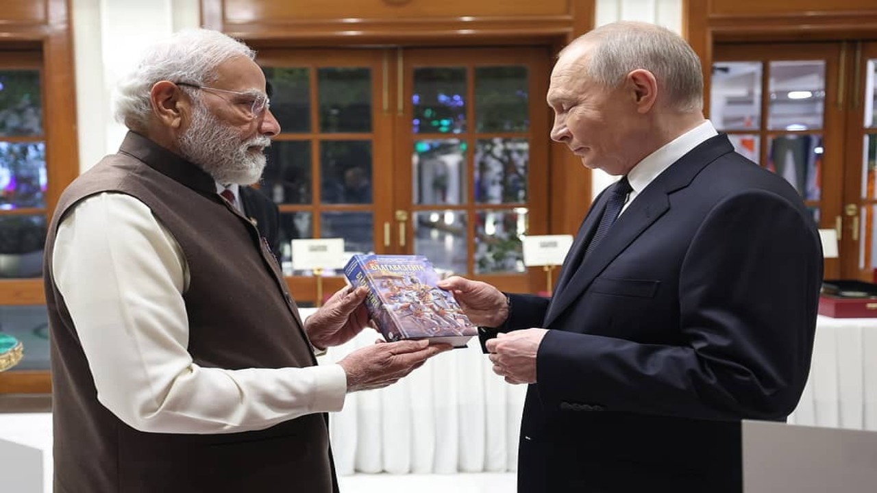 PM Modi gifts Russian-language Bhagavad Gita to President Vladimir Putin during New Delhi visit