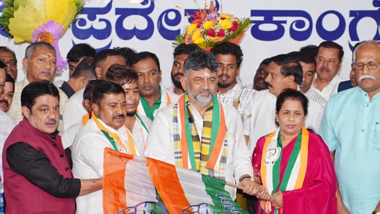DK Shivakumar asserts he has nothing to learn from Kumaraswamy amid political realignments