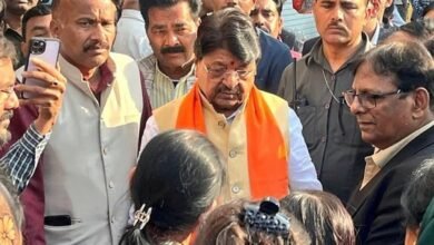 Minister Kailash Vijayvargiya courts fresh controversy over objectionable remark to reporter in Indore