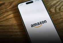 Amazon Plans Smartphone Comeback With Transformer Project to Challenge Premium Phones