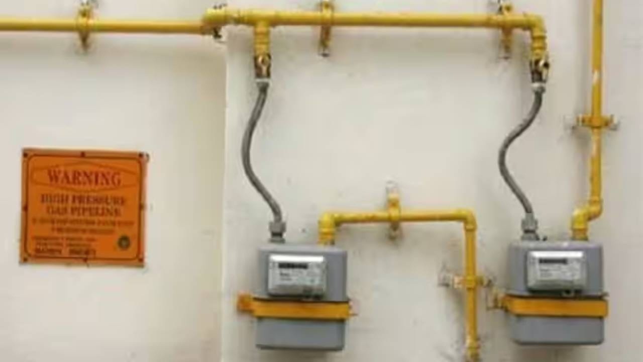 Centre pushes PNG expansion amid LPG supply concerns, new policy to ease pipeline rollout