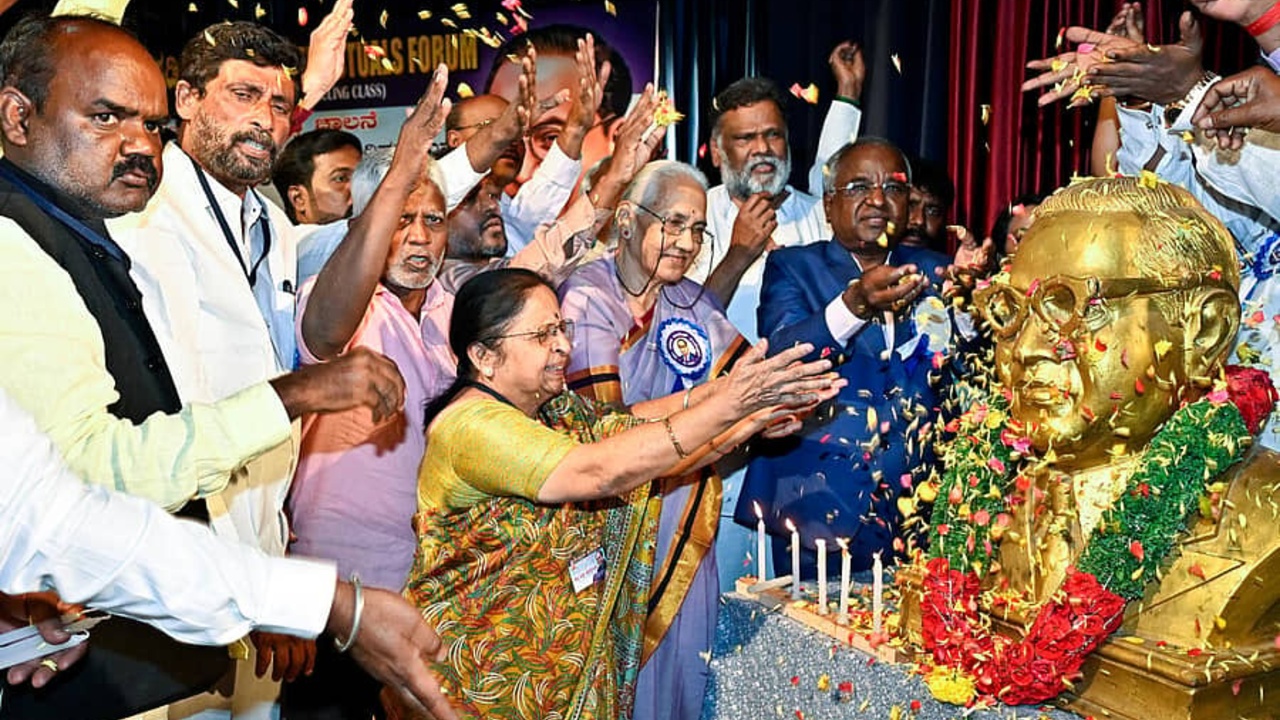 Dalit thinkers urge Dalit MLAs to unite for chief minister post in Karnataka