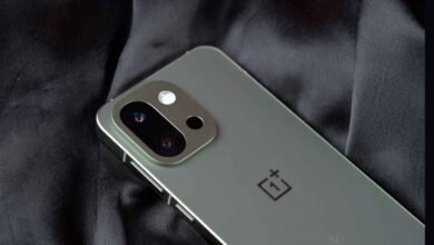 OnePlus 15 Sees Major Price Drop with Bank and Exchange Offers Making Flagship More Affordable