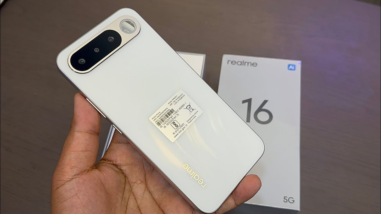 Realme 16 5G Launched in India With Massive Battery and Innovative Selfie Mirror