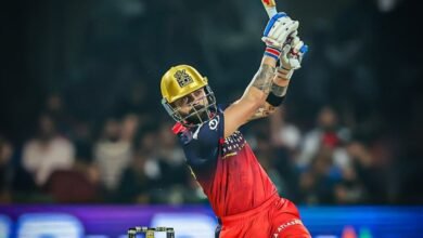 Virat Kohli playing a shot during IPL match after reaching 800 fours milestone for RCB
