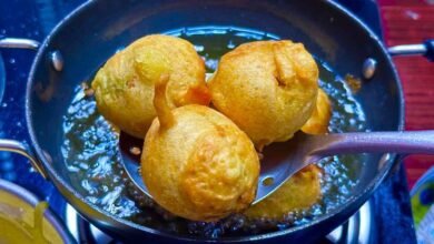 Crispy Street Style Aloo Bonda Recipe You Can Easily Make at Home
