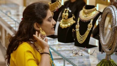 Gold Prices Fall in Bengaluru