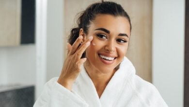 How To Choose The Right Moisturiser For Your Skin Type Without Damaging Your Skin
