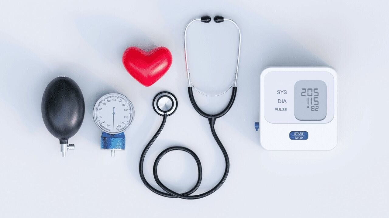 A Daily Walk Could Be the Simplest Way to Keep High Blood Pressure Under Control