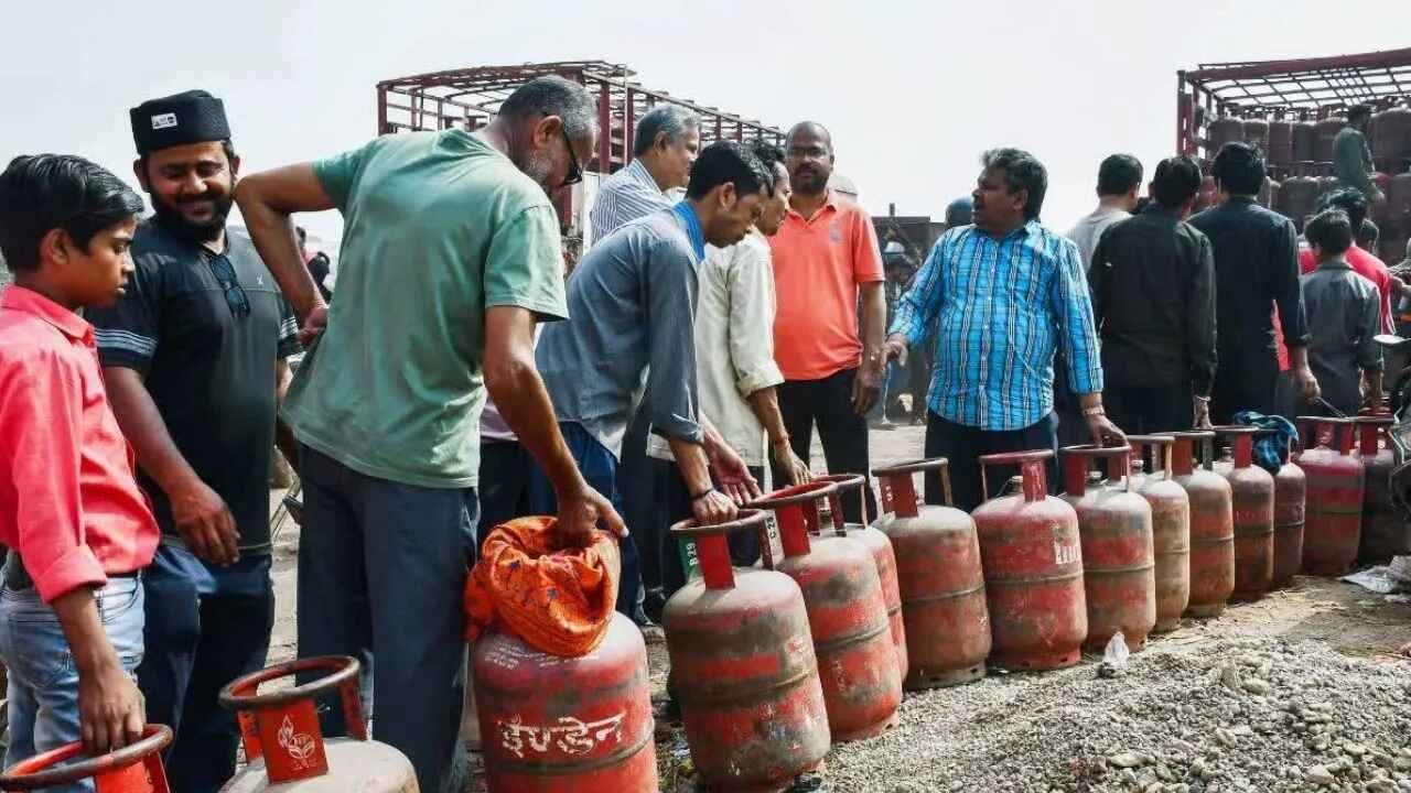 Domestic LPG Cylinder Prices Increased Again Across India