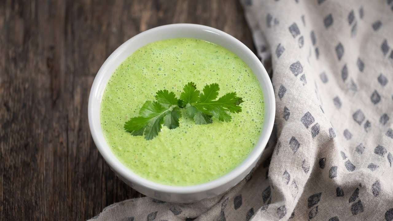 Jharkhand Style Mint Yogurt Chutney That Elevates Every Meal with Bold Flavor