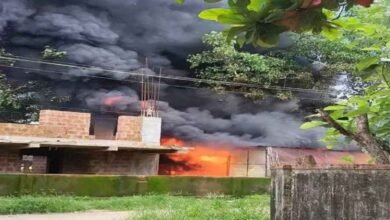Massive Fire at Adi Udupi Market, Destroys Fruit storage warehouse