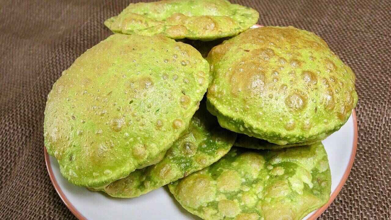 Viral Kitchen Hack Makes 50 Pooris in Just 5 Minutes Without Rolling Pin Effortless Cooking Trick Explained