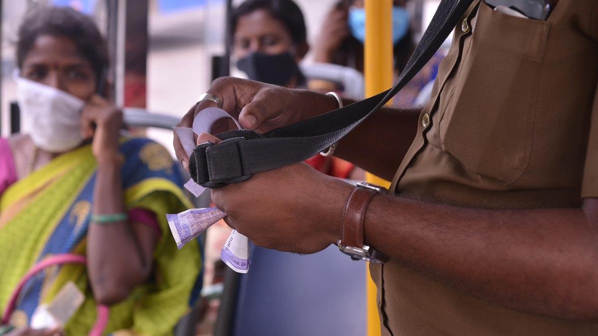BMTC Plans Smart Card Ticketing System After Transport Minister Surprise Bus Inspection