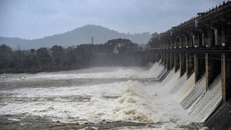 Heavy Inflows Boost Almatti Reservoir as Karnataka Dam Water Levels Continue to Improve
