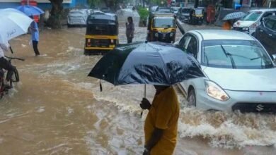 Heavy Monsoon Rains Batter Maharashtra as Floods Disrupt Mumbai and Claim Lives