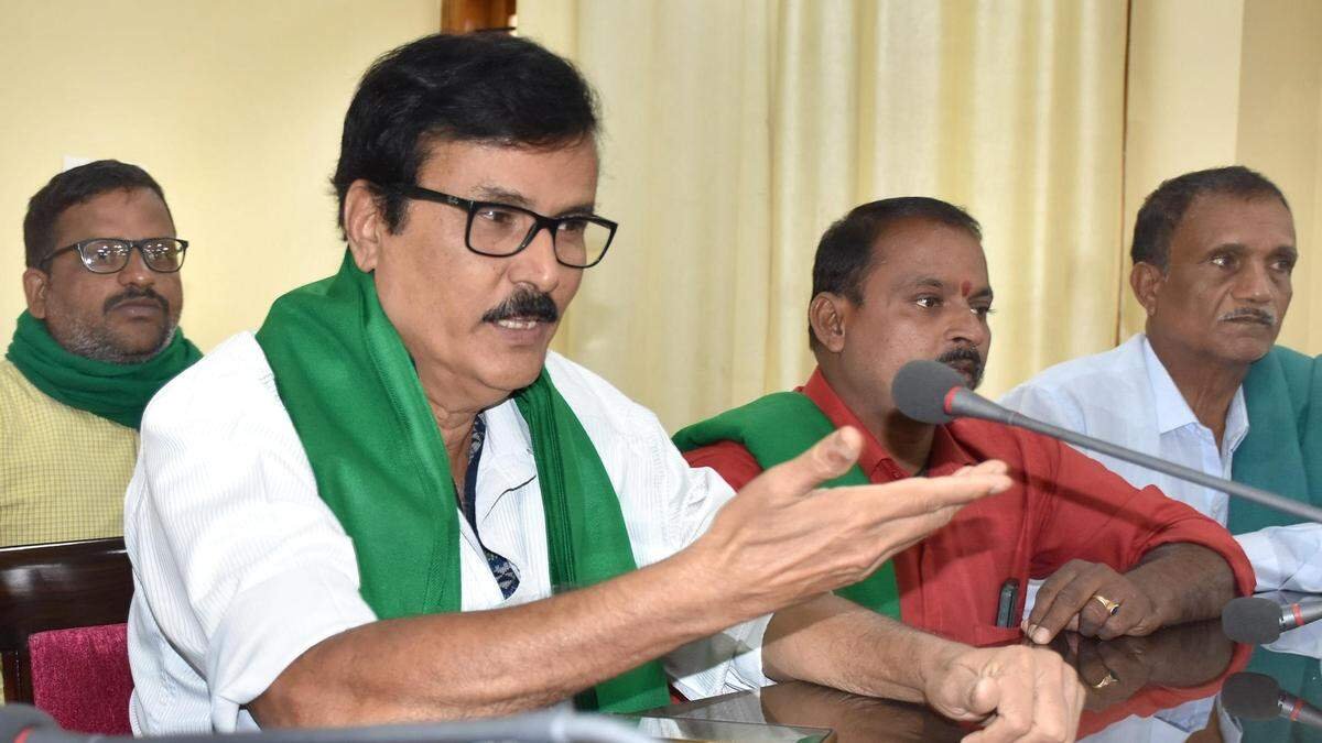 Karnataka Government Directs Officials to Intensify Drought Management Across the State