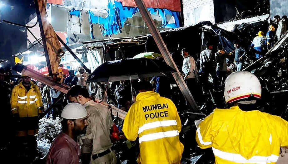 Mumbai Rains Disrupt City Life as Building Collapse Kills Six