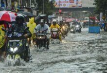 Mumbai Roads Waterlogged as IMD Warns of Heavy Rain Until July 4