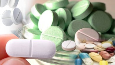 Why Do Tablets Have a Line in the Middle? The Hidden Medical Purpose Most People Miss