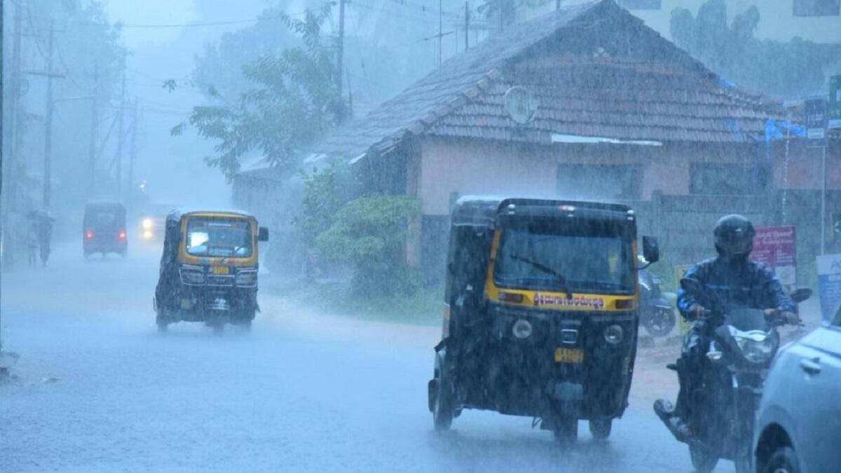 Karnataka Heavy Rainfall: Alert Issued for 6 districts