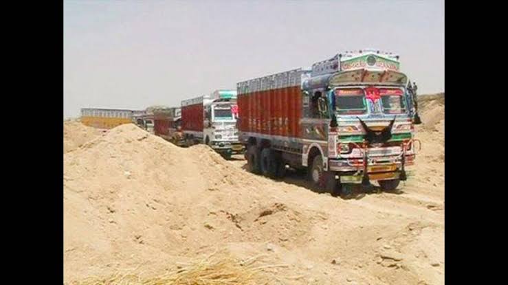 Kali River Sand Mining Allegations Raise Concern in Karwar