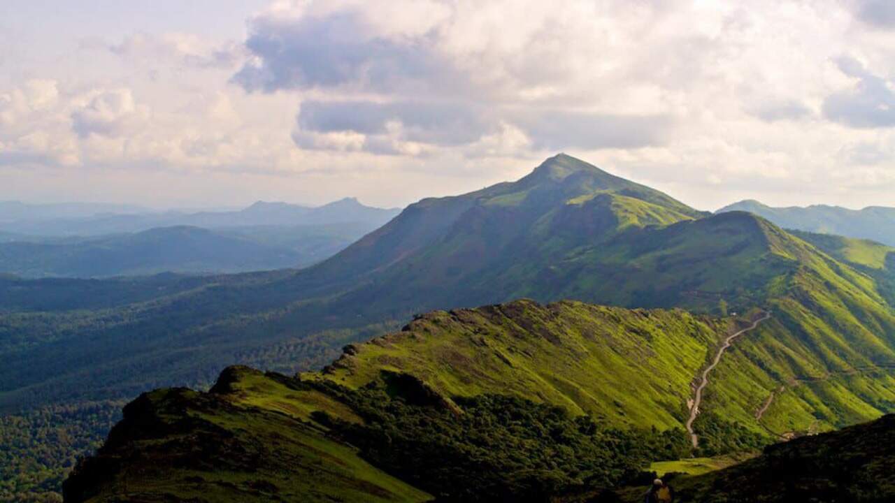 Mullayanagiri Entry Restricted on September 14 for Ganesha Festival
