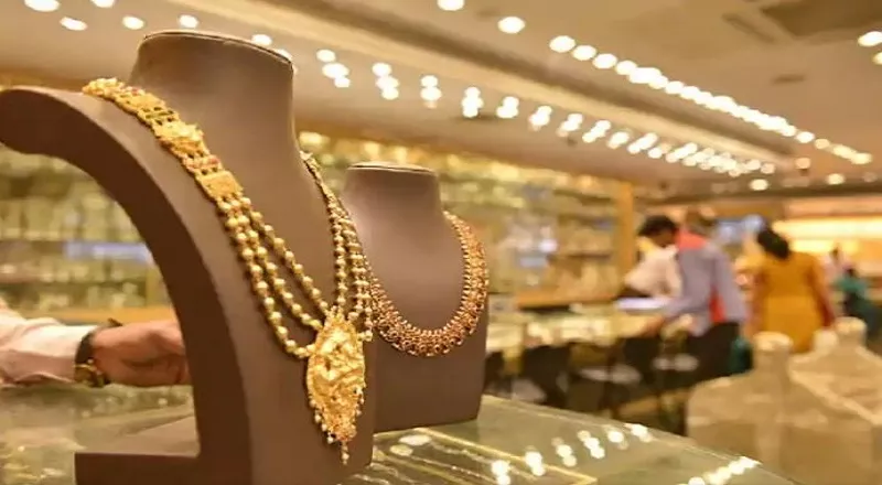 Gold price unchanged for 2 days: Silver price is Rs.800 collapse