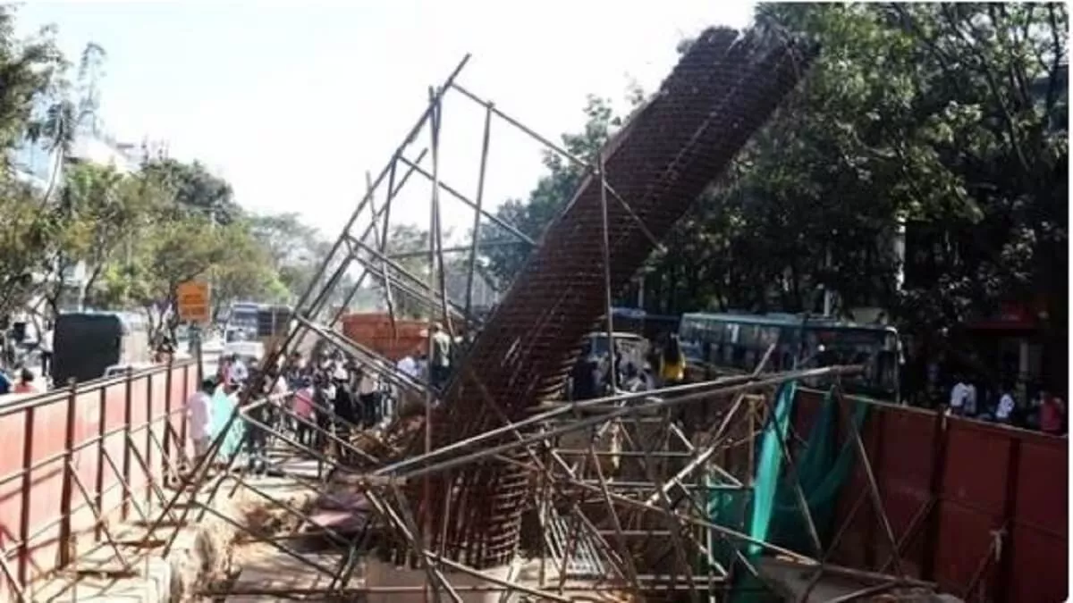 Metro Pillar collapse Mother Child death case: demand for Rs 10 crore ex gratia
